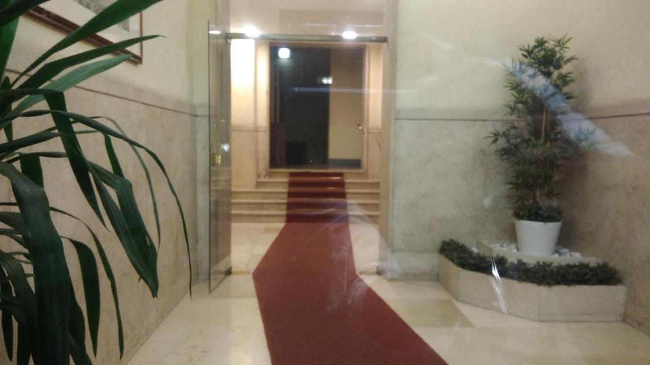 Dreaming Rome - Hostel Extérieur photo
